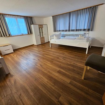 B76, Lauterach, Vorarlberg Apartments Extérieur photo